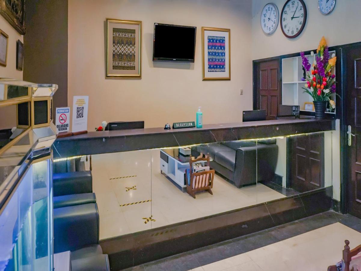 Oyo 3967 Hotel Pantai Wisata มากาซาร์ ภายนอก รูปภาพ