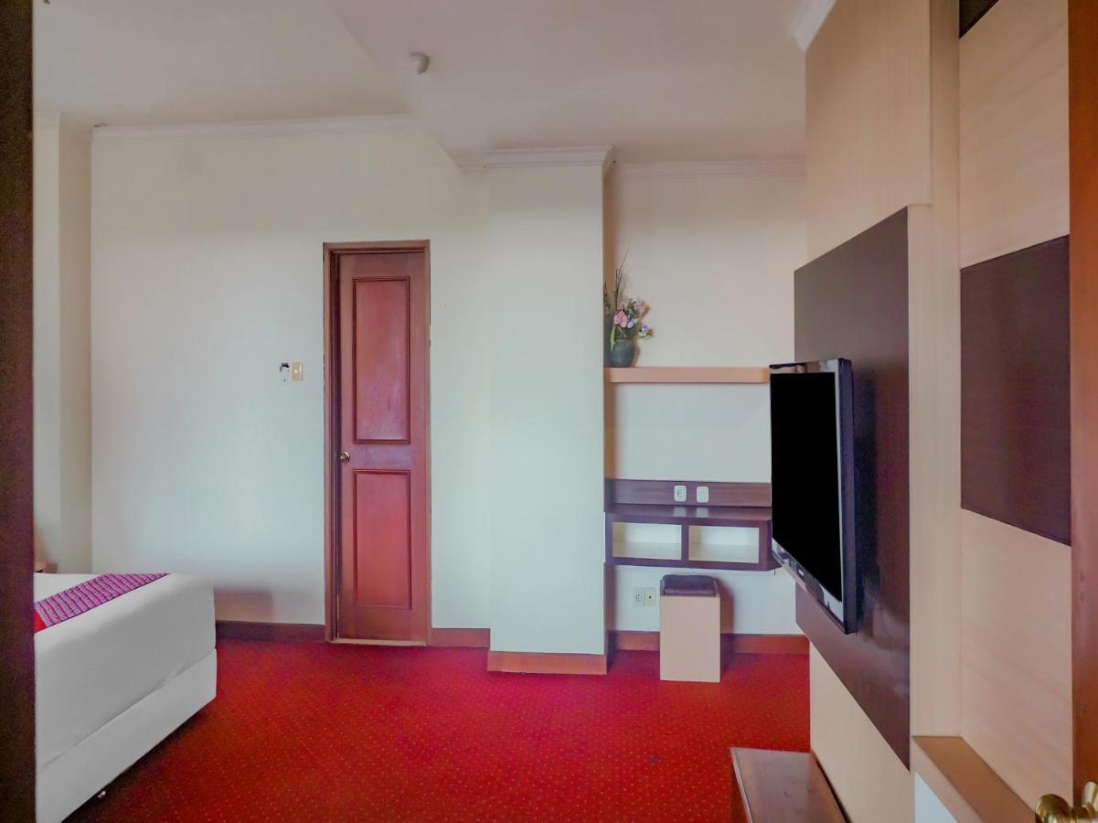 Oyo 3967 Hotel Pantai Wisata มากาซาร์ ภายนอก รูปภาพ