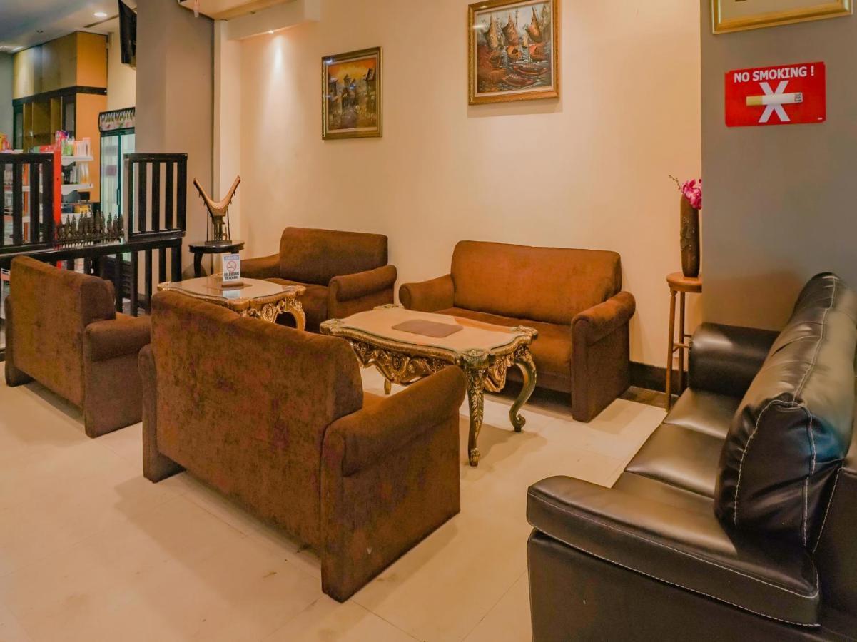 Oyo 3967 Hotel Pantai Wisata มากาซาร์ ภายนอก รูปภาพ
