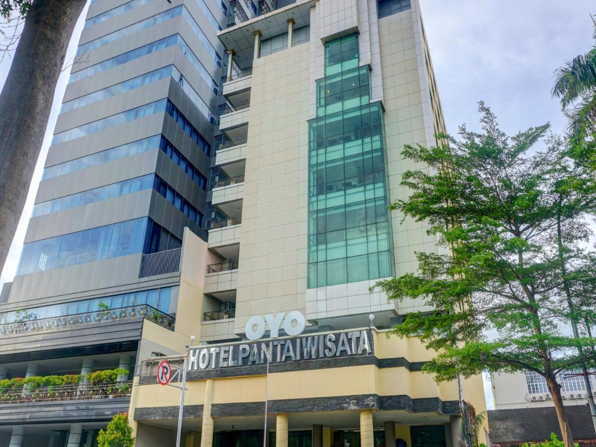 Oyo 3967 Hotel Pantai Wisata มากาซาร์ ภายนอก รูปภาพ