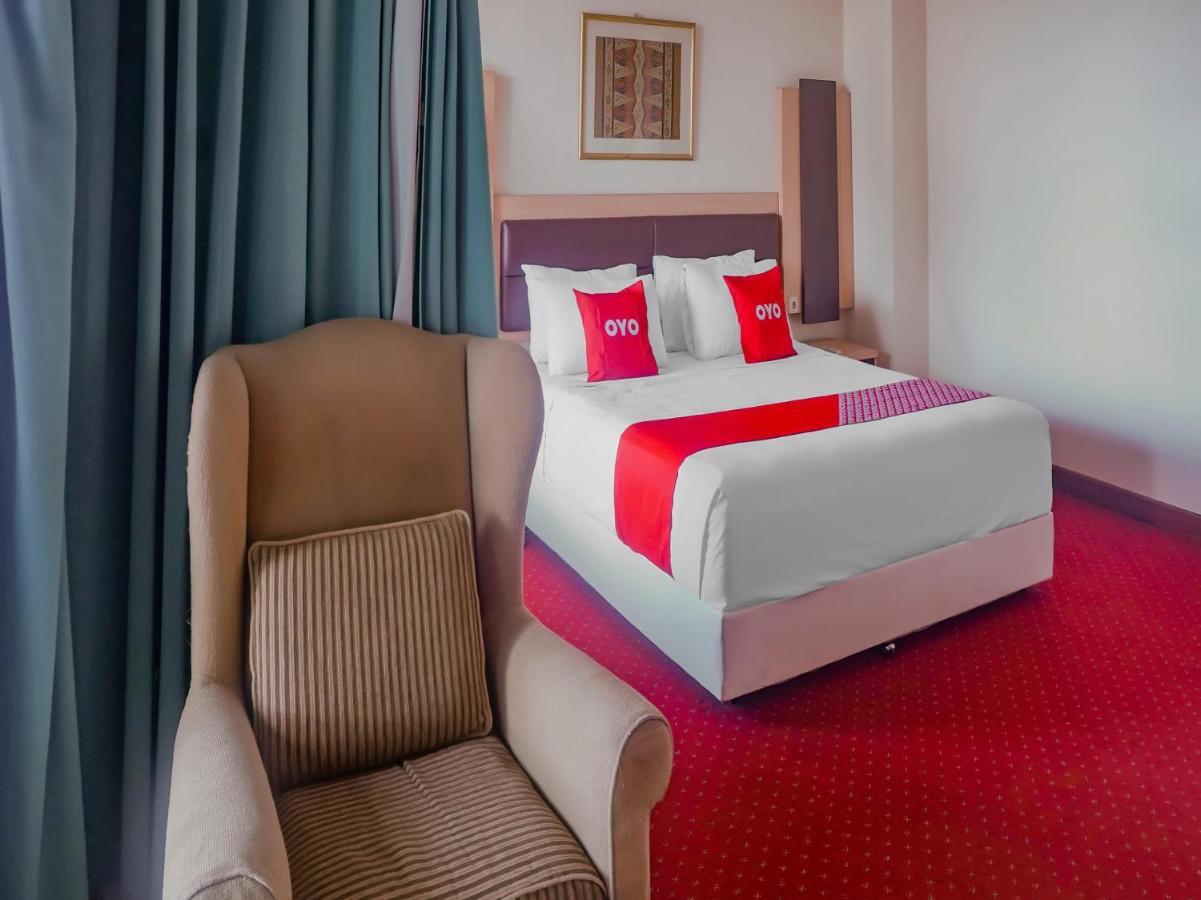 Oyo 3967 Hotel Pantai Wisata มากาซาร์ ภายนอก รูปภาพ
