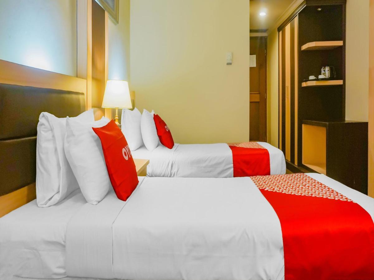 Oyo 3967 Hotel Pantai Wisata มากาซาร์ ภายนอก รูปภาพ