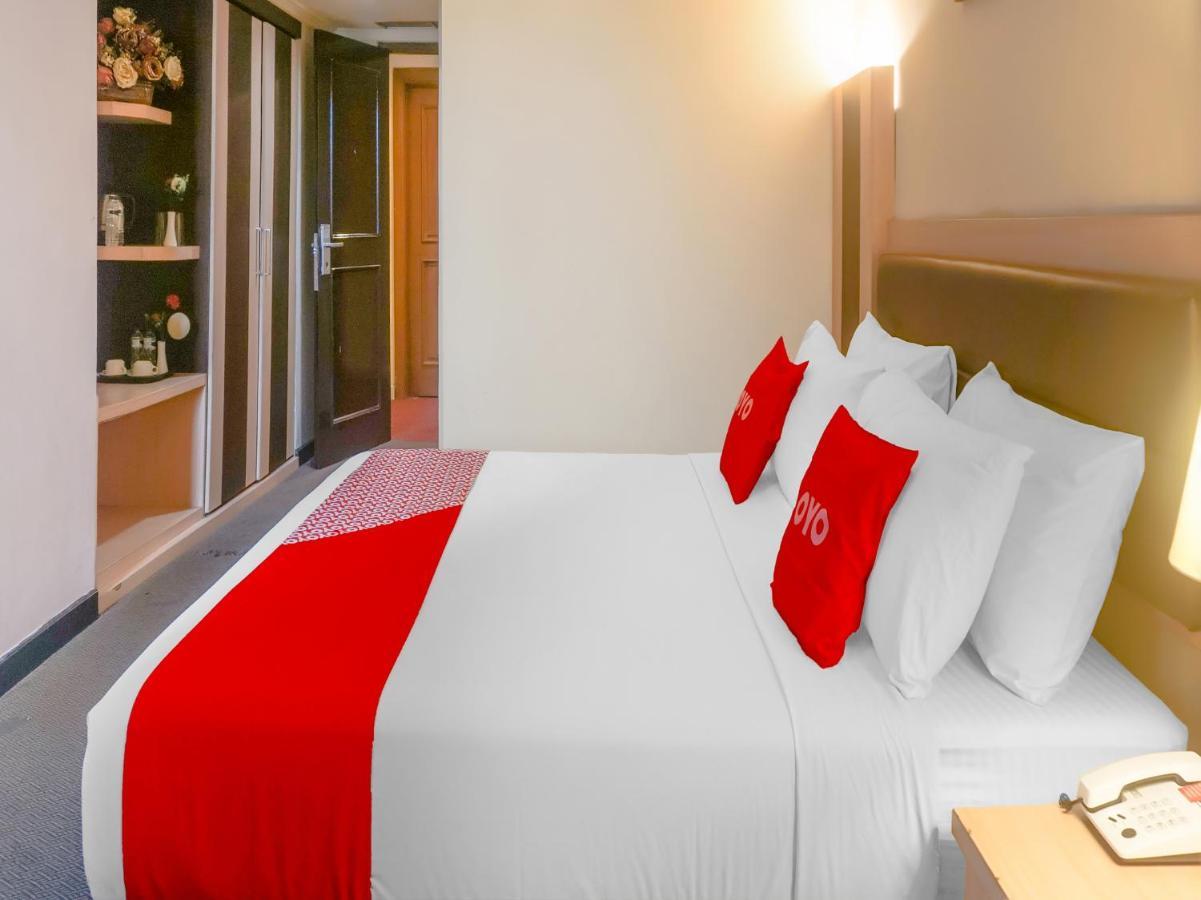 Oyo 3967 Hotel Pantai Wisata มากาซาร์ ภายนอก รูปภาพ