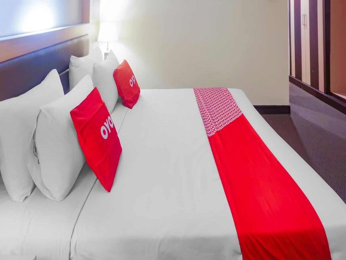 Oyo 3967 Hotel Pantai Wisata มากาซาร์ ภายนอก รูปภาพ